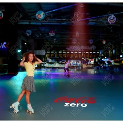 Projection logo lumineux patinoire pour sponsor