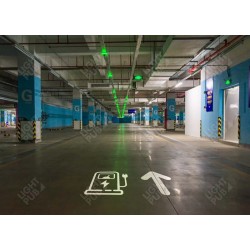 Signalétique lumineuse parking place véhicule électrique et borne de recharge