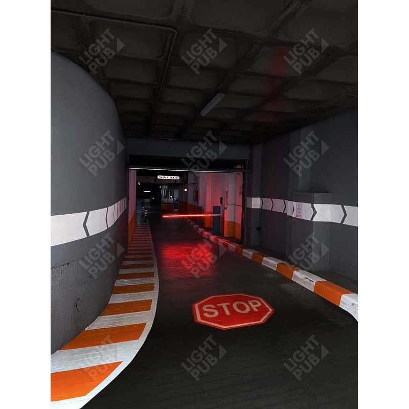 Panneau stop lumineux barrière automatique parking