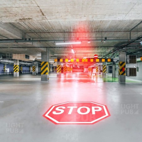 Projecteur panneau lumineux STOP pour parking souterrain – Sécurité et gestion des flux de circulation