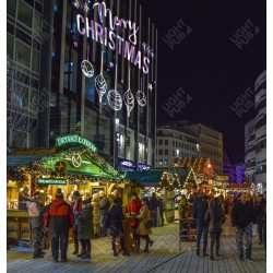 Projection lumineuse thème Noël sur bâtiment pour marché de Noël